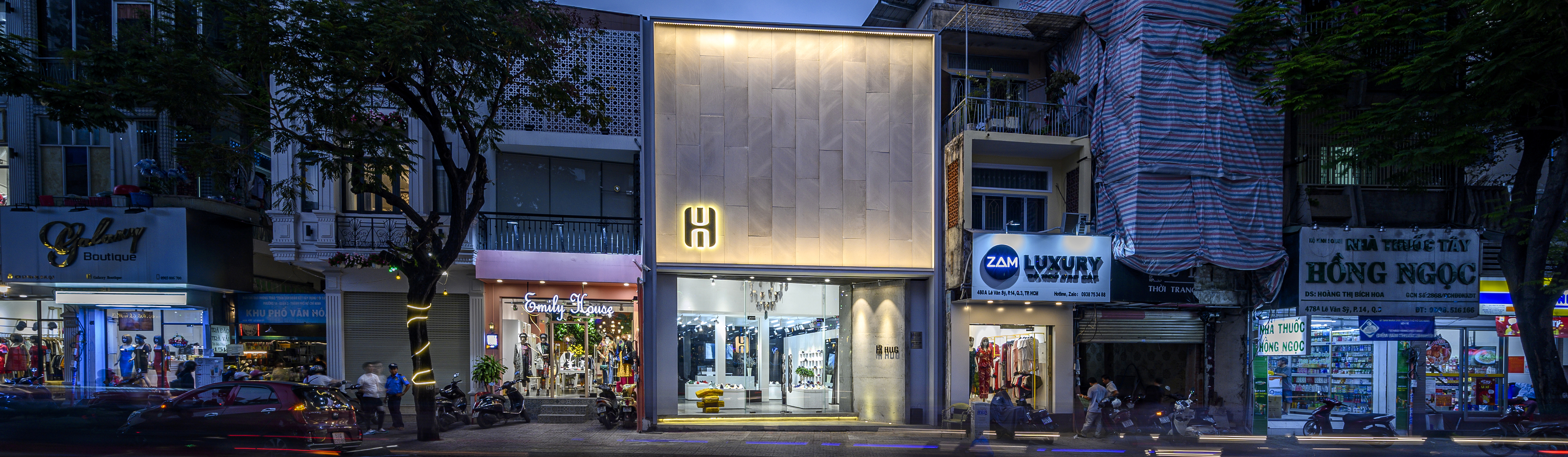 HUG AUTHENTIC  FLAGSHIP STORE